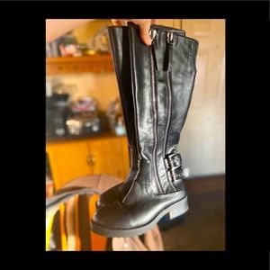 Women’s boots